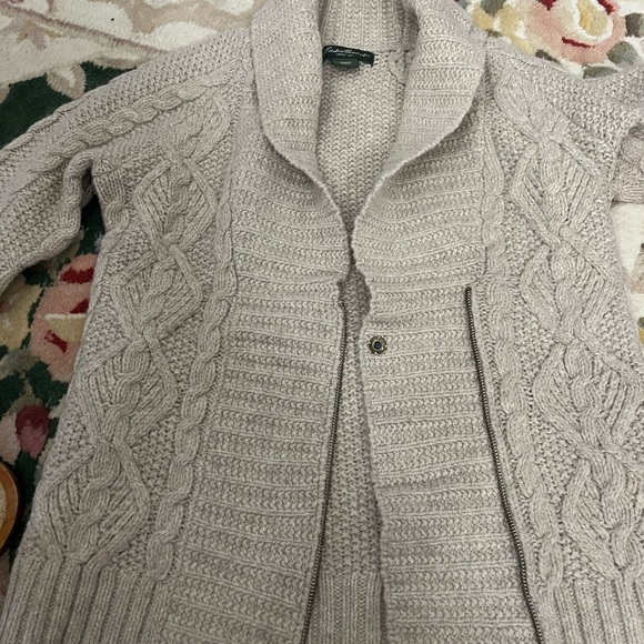 Cable Knit Eddie Bauer Sweater - oatmeal / ivory color - size S - Picture 8 of 8